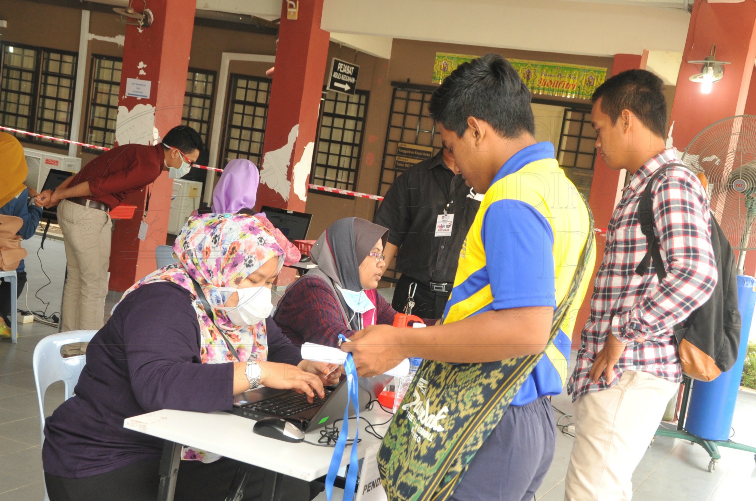 PRO15 143 PILIHANRAYA HAS 5855